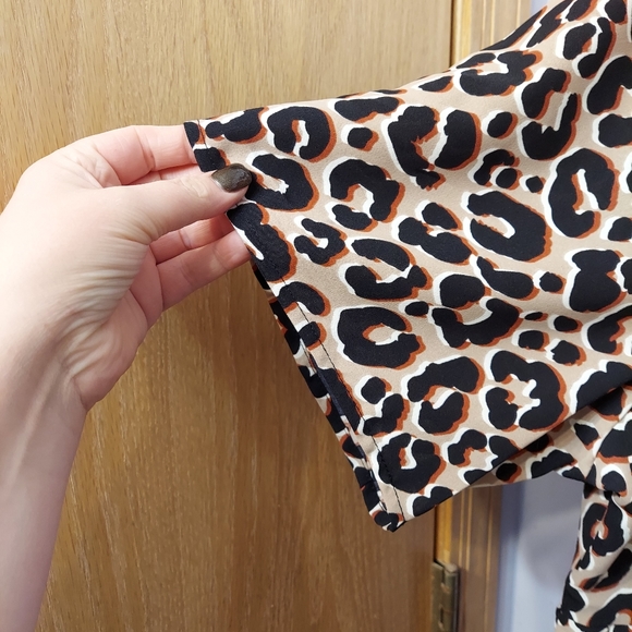 Leopard plus size short sleeve tiered dress animal - Picture 9 of 12